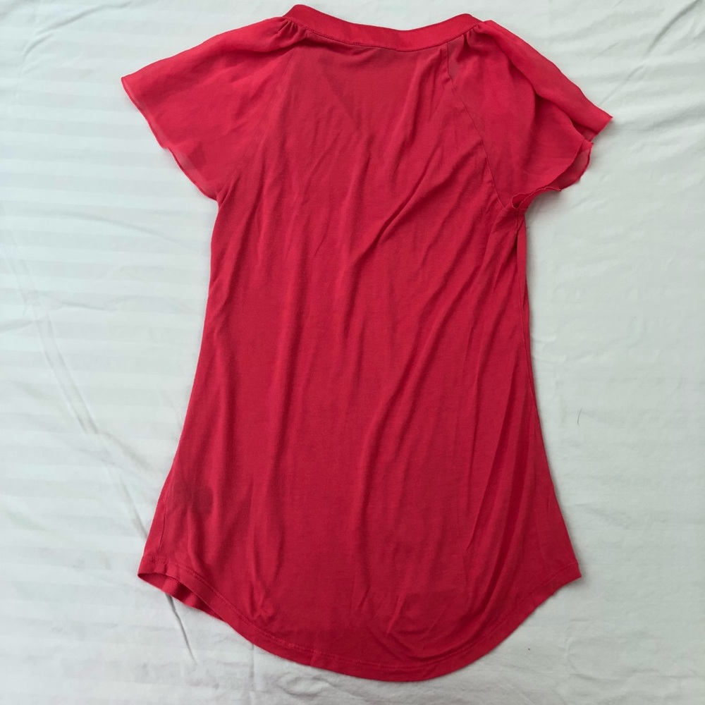 Express Sheer Ruffled Cap-Sleeve Blouse - Picture 4 of 4